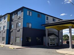 Days Inn by Wyndham Bernalillo