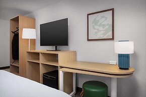 Spark by Hilton Atlanta Cumberland Ballpark