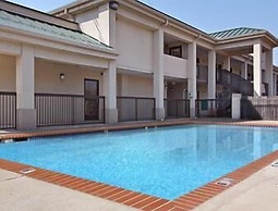 Days Inn by Wyndham Covington