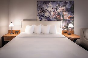 DoubleTree by Hilton Dallas - Farmers Branch