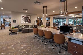 DoubleTree by Hilton Dallas - Farmers Branch