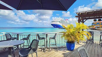 Divi Flamingo Beach Resort & Casino