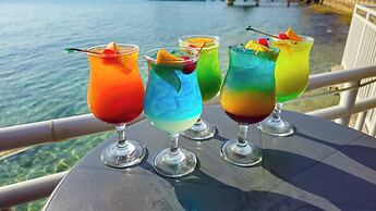 Divi Flamingo Beach Resort & Casino