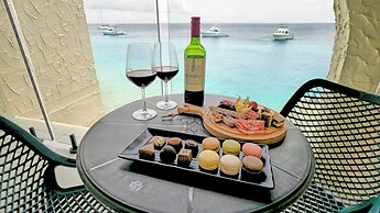 Divi Flamingo Beach Resort & Casino