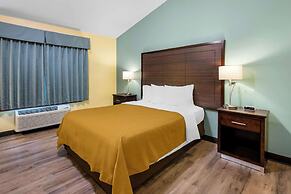 Econo Lodge Inn & Suites
