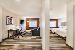 Holiday Inn Express & Suites Langley by IHG
