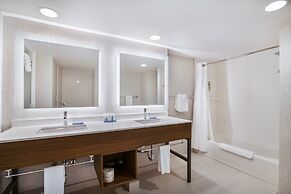 Holiday Inn Express & Suites Langley by IHG