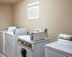 Quality Inn Tulsa - Downtown West