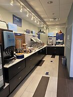 Holiday Inn Express Hotel & Suites Beatrice by IHG