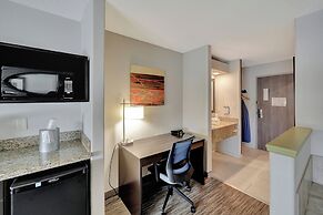 Holiday Inn Express Hotel & Suites Beatrice by IHG