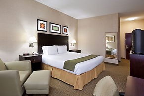 Holiday Inn Express Hotel & Suites Cleveland-Streetsboro by IHG