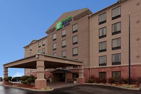 Holiday Inn Express Suites Charleston by IHG