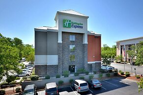 Holiday Inn Express Raleigh Durham Airport by IHG