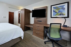 Holiday Inn Express Raleigh Durham Airport by IHG