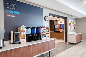 Holiday Inn Express Hotel & Suites Columbus by IHG