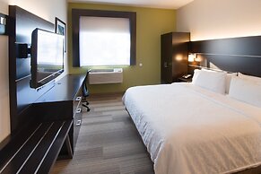 Holiday Inn Express & Suites Worthington by IHG