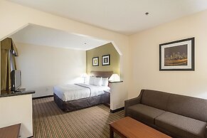 Quality Inn & Suites West Chase