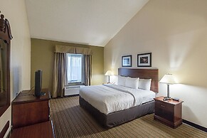 Quality Inn & Suites West Chase