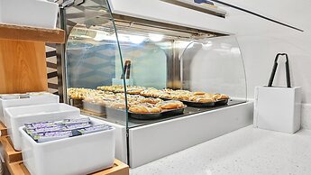 Holiday Inn Express Palestine by IHG