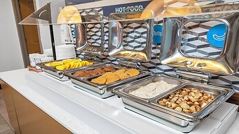 Holiday Inn Express Palestine by IHG