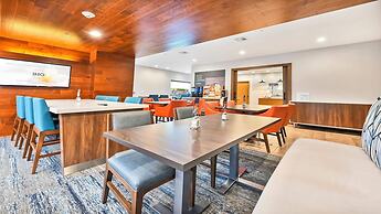 Holiday Inn Express Palestine by IHG