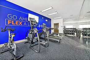 Holiday Inn Express Palestine by IHG