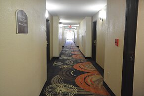 Countryside Inn & Suites