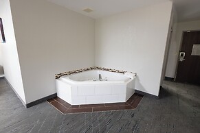 Countryside Inn & Suites