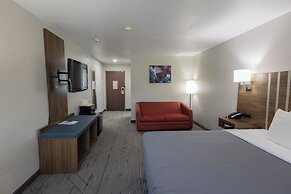 Countryside Inn & Suites