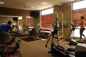 The Plaza Hotel & Suites Winona