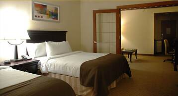 The Plaza Hotel & Suites Winona