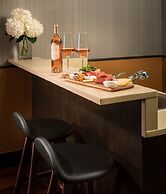 Gild Hall, A Thompson Hotel, by Hyatt