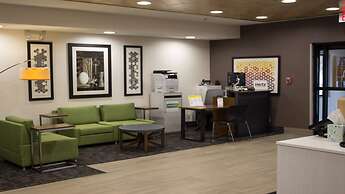 Holiday Inn Express Winfield by IHG