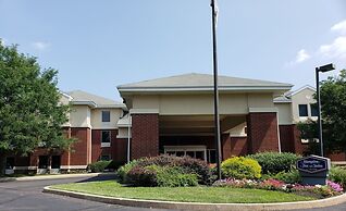 Hampton Inn & Suites Newtown