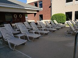 Hampton Inn & Suites Newtown