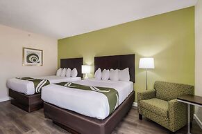 Quality Inn & Suites Quincy - Downtown