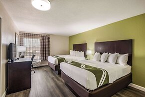 Quality Inn & Suites Quincy - Downtown