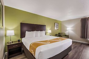 Quality Inn & Suites Quincy - Downtown