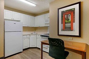 Extended Stay America Suites Orlando Conv Ctr 6443 Westwood