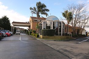 Best Western Airport Motel and Convention Centre