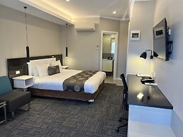 Best Western Airport Motel and Convention Centre