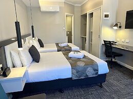 Best Western Airport Motel and Convention Centre