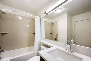 Sonesta Simply Suites Chicago O'Hare Airport