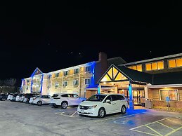 AmericInn by Wyndham Kearney