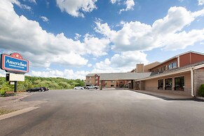 AmericInn by Wyndham Iron River