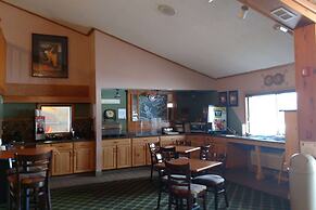 AmericInn by Wyndham Iron River