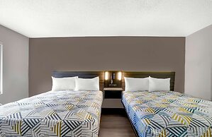 Studio 6 Duluth, GA - Near Gas South District