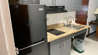 Studio 6 Duluth, GA - Near Gas South District