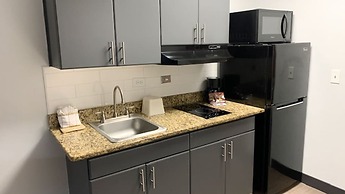 Studio 6 Duluth, GA - Near Gas South District