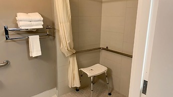 Studio 6 Duluth, GA - Near Gas South District